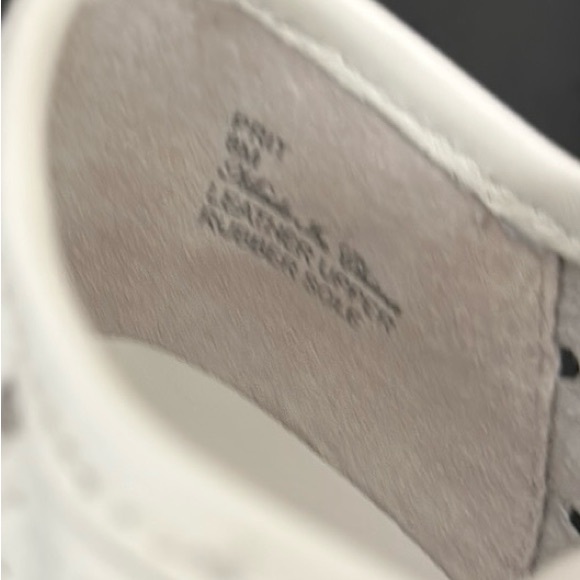 NIB Donald Pliner Shoe - Picture 6 of 8